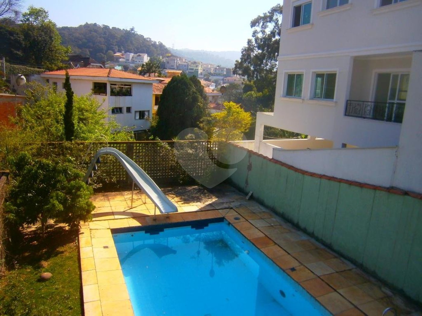 Casa à venda com 4 quartos, sendo 1 suíte, em Horto, São Paulo, SP