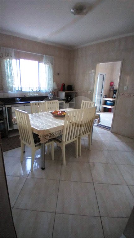 Sobrado à venda com 5 quartos, sendo 1 suíte, em Vila Maria Alta, São Paulo, SP
