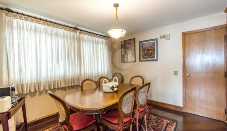 Apartamento à venda com 4 quartos, sendo 2 suítes,  em Jardim Paulista, São Paulo, SP