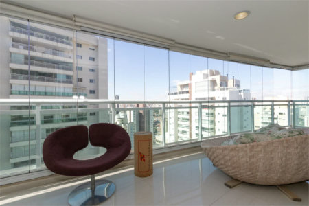 Apartamento à venda com 4 quartos, sendo 3 suítes,  em Vila Romana, São Paulo, SP