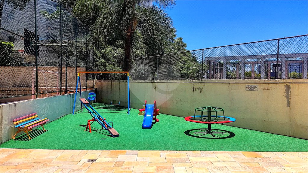 Apartamento à venda com 3 quartos, sendo 1 suíte, em Jardim Taboão, São Paulo, SP