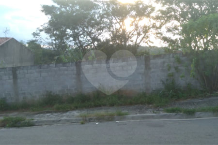 Terreno à venda em Jardim do Trevo, Atibaia, SP