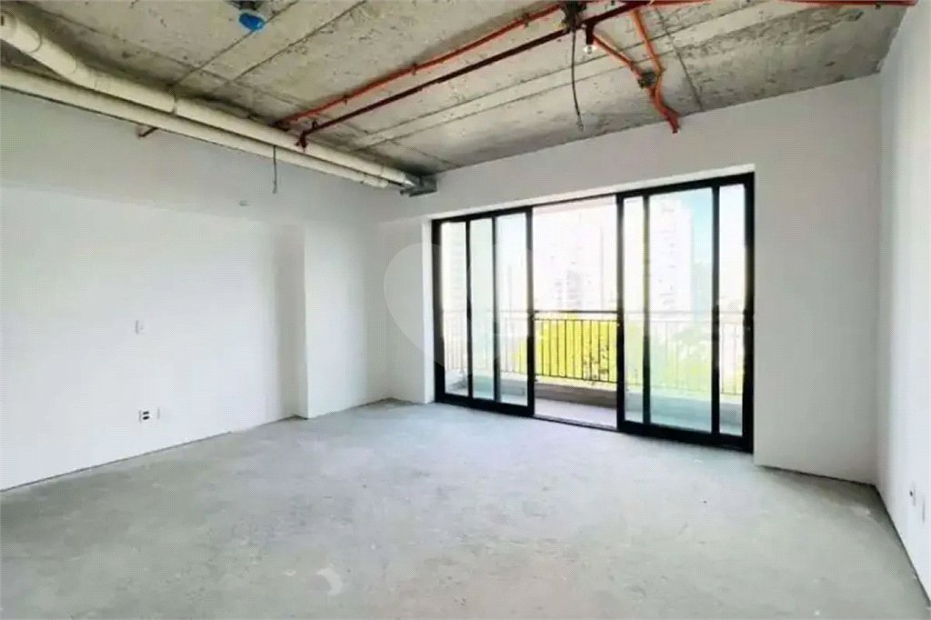 Sala à venda em Vila Cláudia, São Paulo, SP