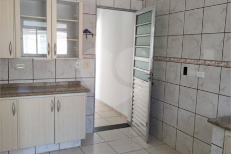 Casa à venda com 3 quartos, sendo 1 suíte,  em Jardim Cintia, Mogi das Cruzes, SP