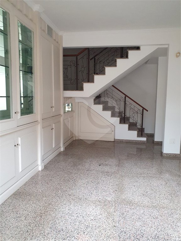 Casa à venda com 2 quartos, sendo 1 suíte,  no condomínio Flamboyant, São Paulo - SP