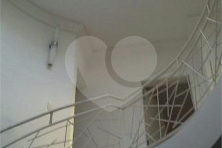 Casa à venda com 3 quartos, sendo 1 suíte,  no condomínio Aruã, Mogi das Cruzes - SP