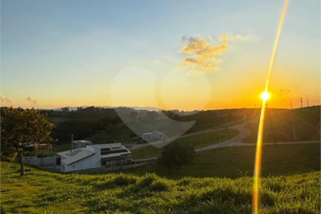 Terreno à venda no condomínio Terra Caxambu, Jundiaí - SP