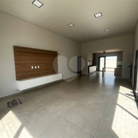 Casa à venda com 3 quartos, sendo 1 suíte, em Terras de Santo Antônio, Itapetininga, SP