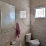 Casa à venda com 3 quartos, sendo 1 suíte, no condomínio Chácaras do Lago, Vinhedo - SP