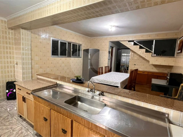 Casa Térrea à venda com 3 quartos em Jardim São José, Guarulhos, SP