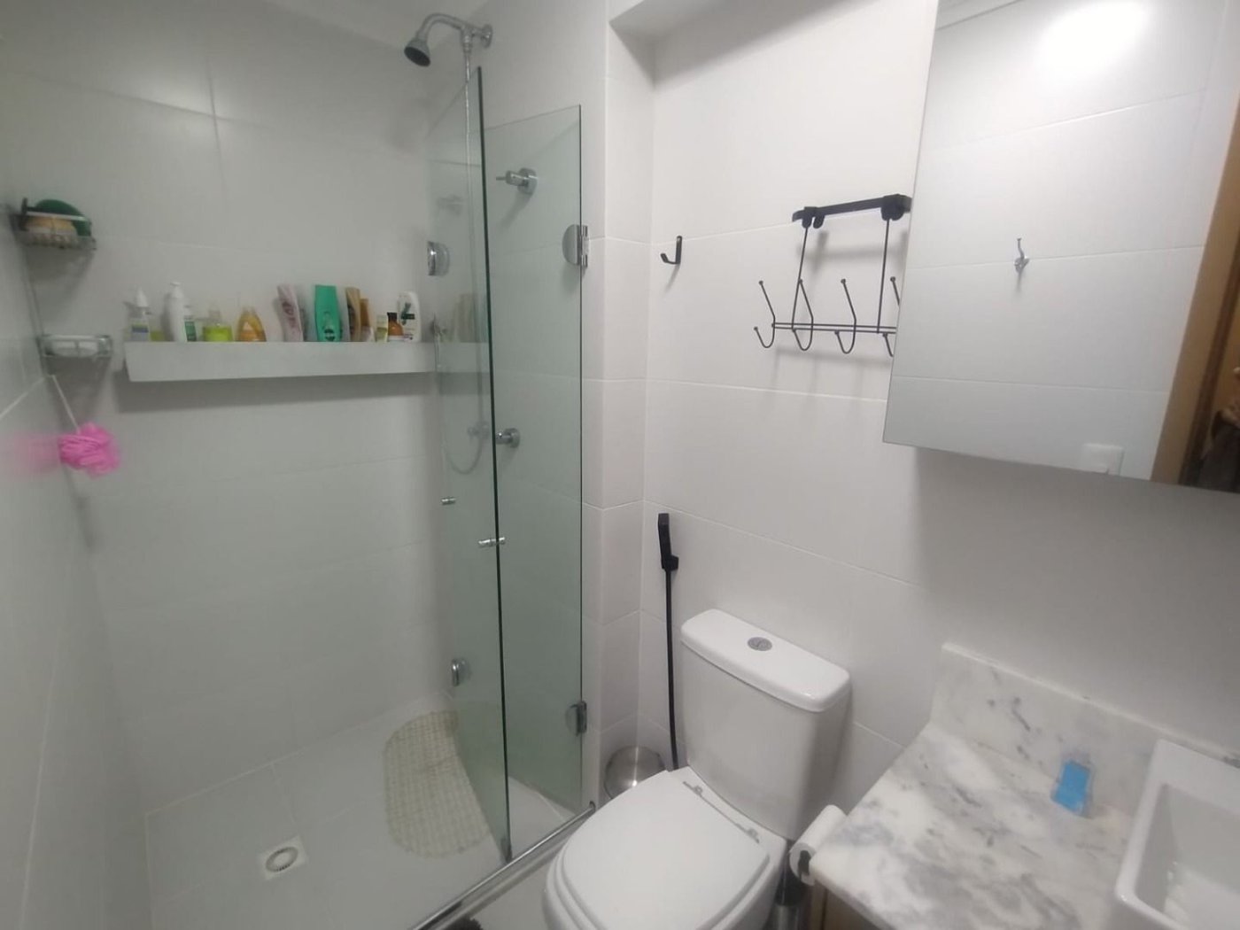 Apartamento Residencial à venda, Gonzaga, Santos - AP1742.