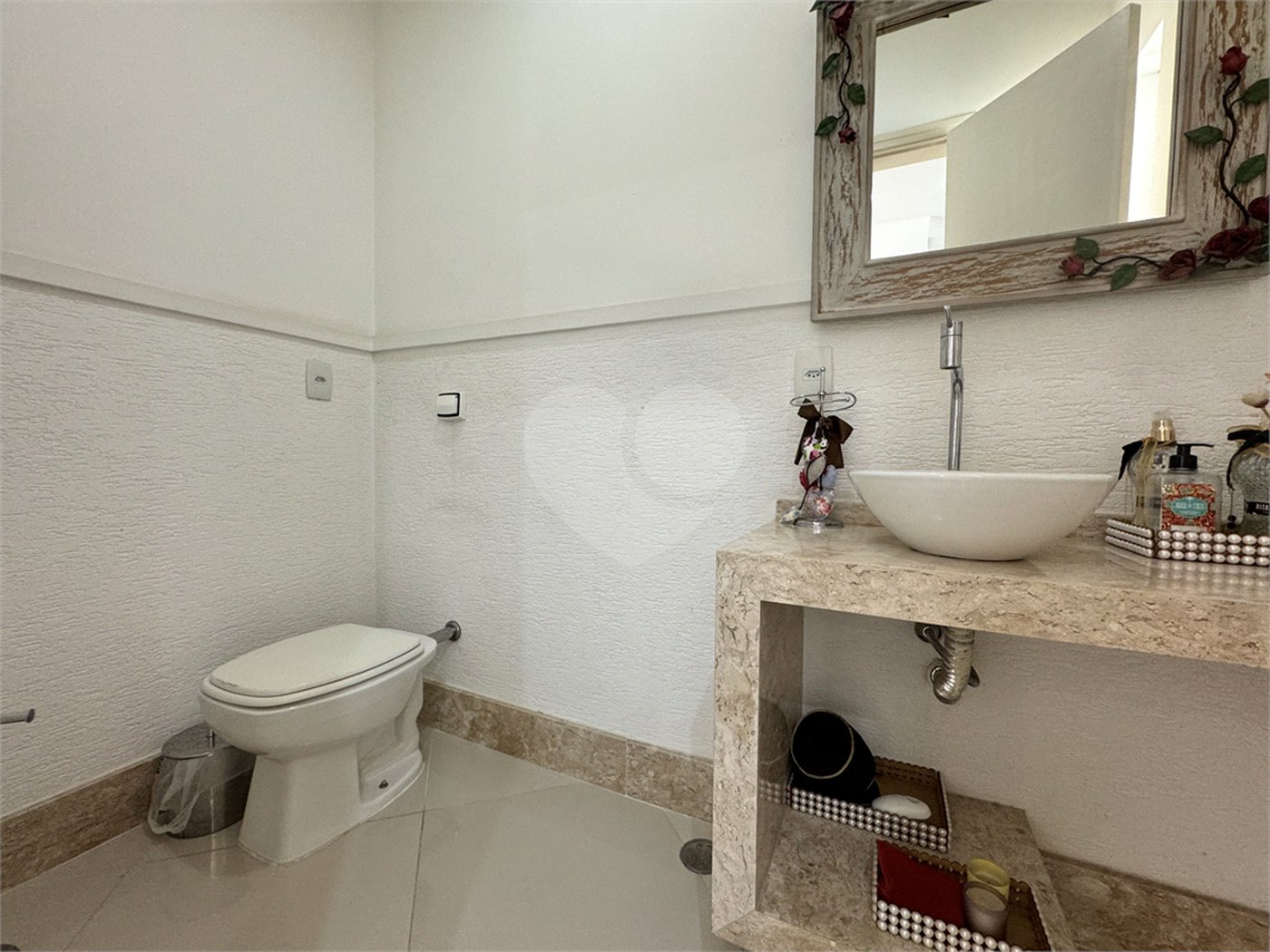 Casa à venda com 3 suítes no condomínio Ibiti Royal, Sorocaba - SP
