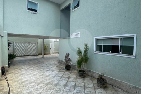 Casa à venda com 5 quartos, sendo 1 suíte, no condomínio Residencial Green Ville, Rio de Janeiro - RJ