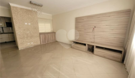 Casa à venda com 3 quartos, sendo 1 suíte, no condomínio Maximus I, São Paulo - SP