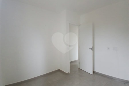Apartamento à venda com 2 quartos, sendo 1 suíte, em Chácaras Manão, Mairinque, SP