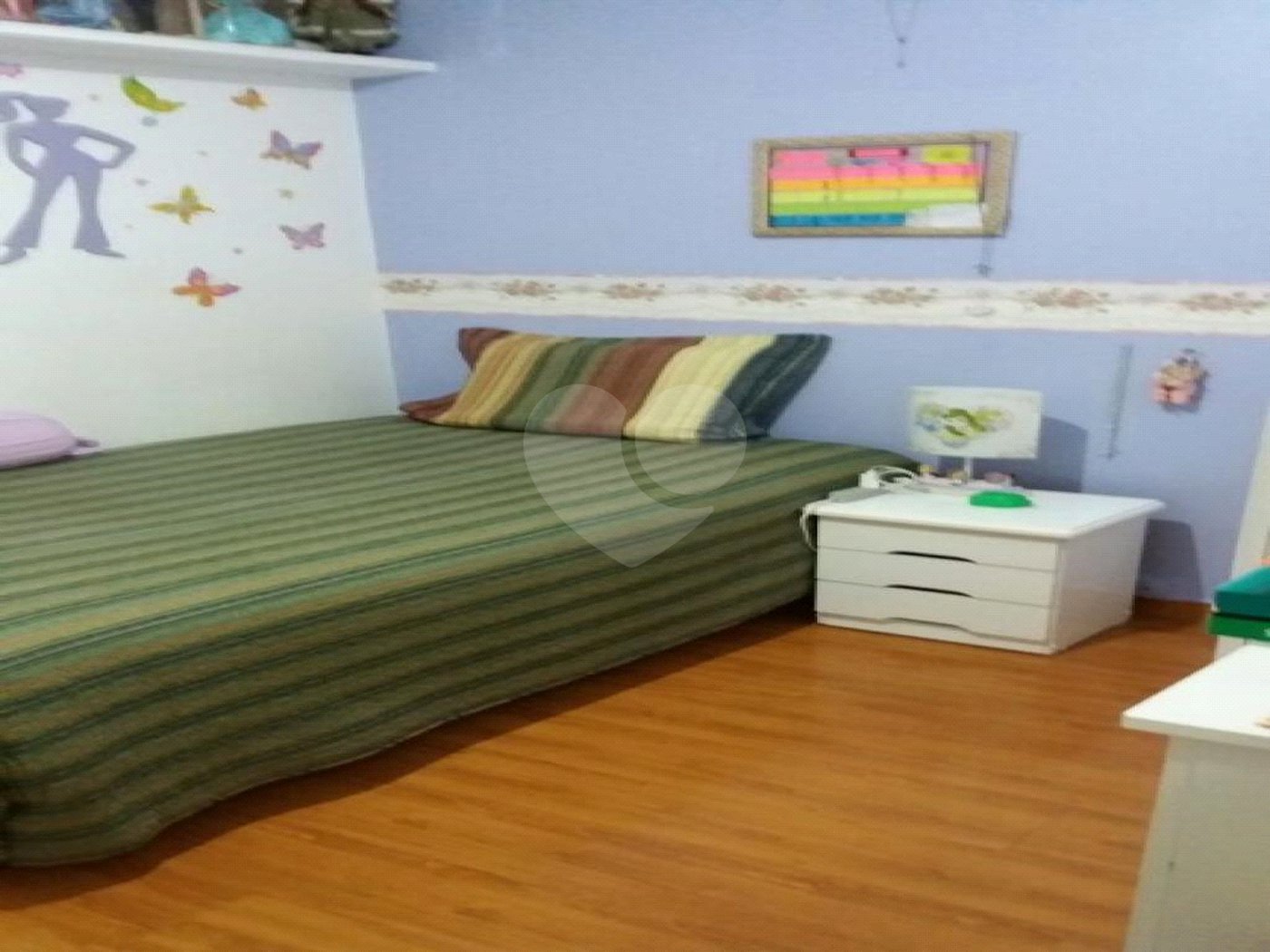 Casa à venda com 3 quartos, sendo 1 suíte,  no condomínio Alameda do Eucaliptos, São Paulo - SP