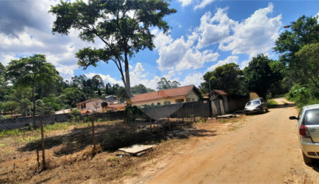Terreno à venda em Mantiqueira, Mairiporã, SP