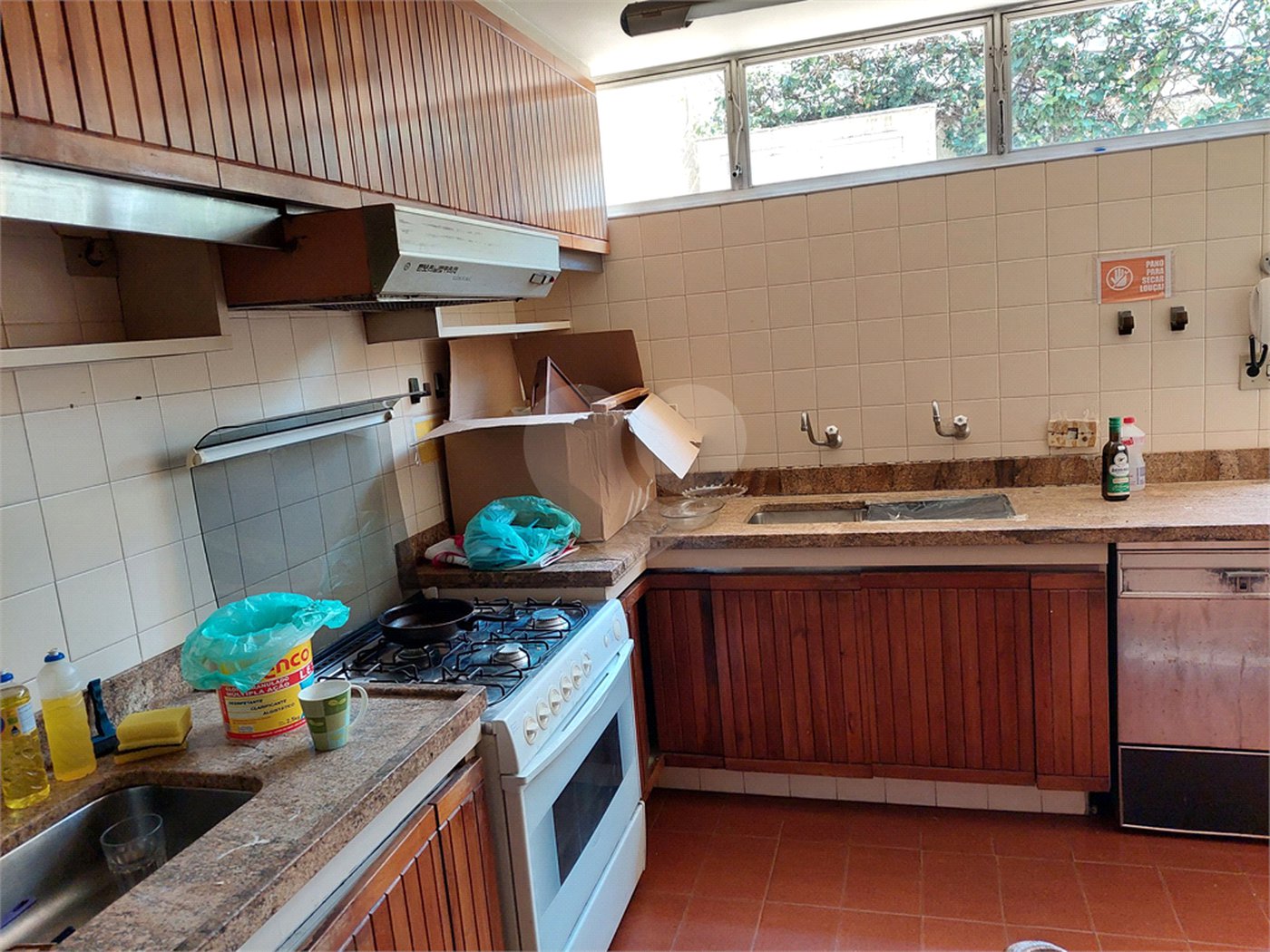 Casa à venda com 3 suítes em Jardim Leonor, São Paulo, SP