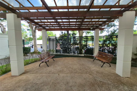 Apartamento à venda com 2 quartos em Vila Anastácio, São Paulo, SP