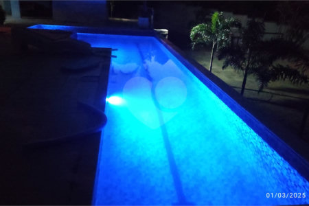 Casa à venda com 3 quartos, sendo 1 suíte, no condomínio Alpes Douro, Bom Jesus dos Perdões - SP