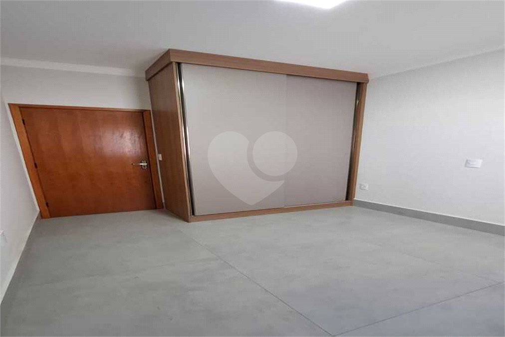 Casa Térrea à venda com 3 quartos, sendo 1 suíte,  em Jardim Sevilha, Indaiatuba, SP