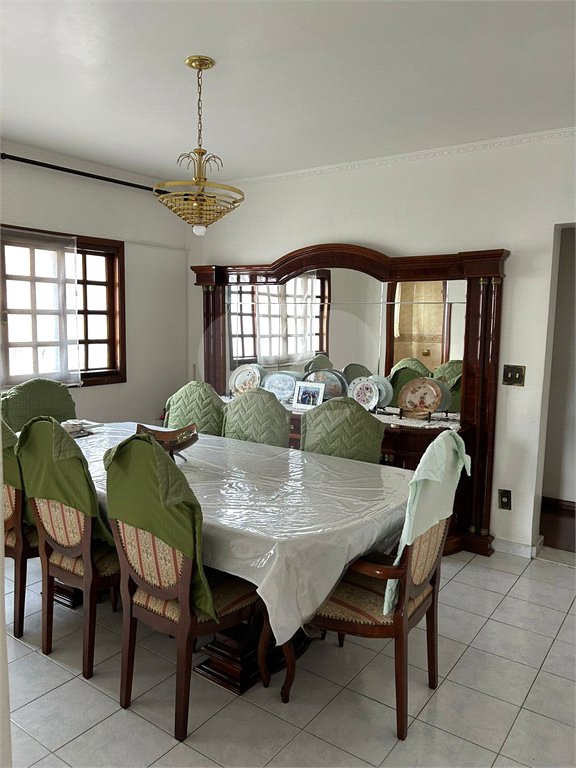 Sobrado à venda com 3 quartos, sendo 1 suíte, em Vila Nivi, São Paulo, SP