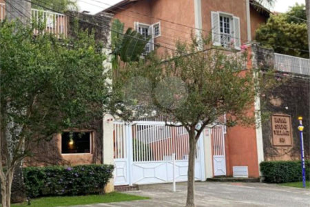 Casa à venda com 4 suítes no condomínio The Royal Stone Village, São Paulo - SP