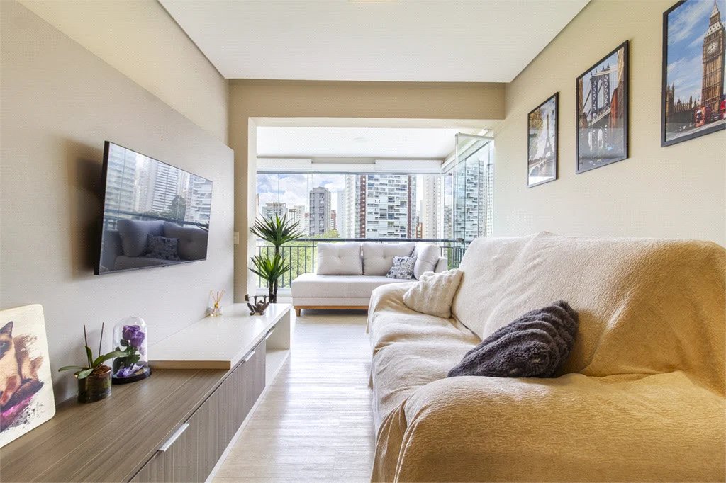 Apartamento à venda com 3 quartos, sendo 1 suíte, em Jardim Vazani, São Paulo, SP