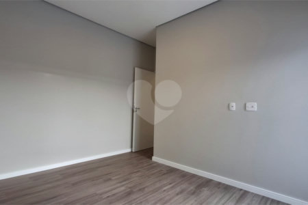 Casa à venda com 3 quartos, sendo 1 suíte, no condomínio Jardim Residencial Villagio Ipanema I, Sorocaba - SP