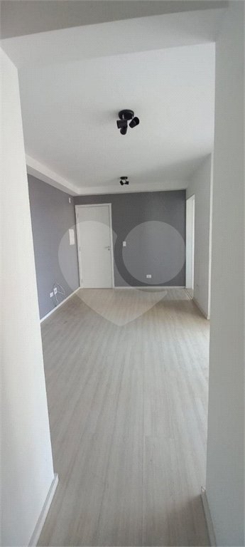 Apartamento com sacada - metrô Tucuruvi - NOVO