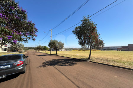 Terreno Comercial á venda em Parque Tecnológico Damha II em São Carlos.