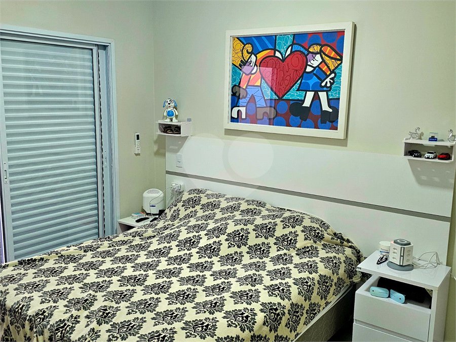 Casa á venda no condomínio Damha I