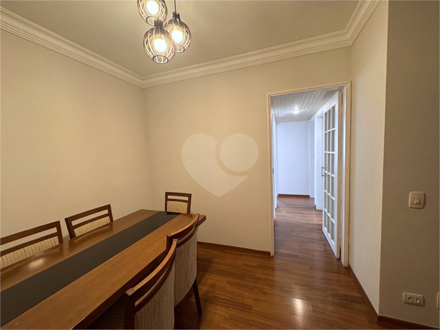 Apartamento Moema – 3 Dormitórios - Ar Condicionado - 80 mts², 2 Vagas