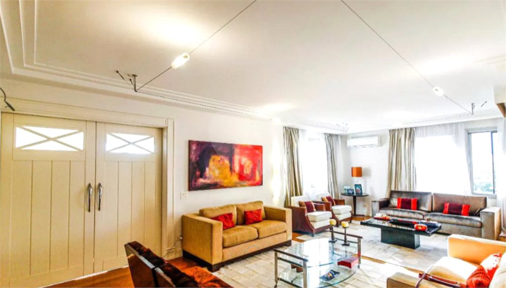 Apartamento com 410m², 4 suítes, 3 garagens, à venda em Santo Amaro