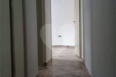 Sobrado à venda com 2 quartos, sendo 1 suíte, em Vila Urupês, Suzano, SP