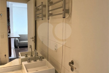 Apartamento à venda com 2 quartos em Itaim Bibi, São Paulo, SP