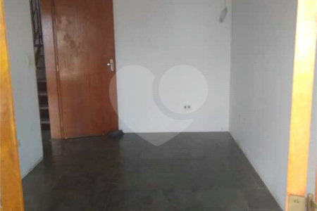 Sobrado à venda com 3 quartos, sendo 1 suíte, em Jardim Santa Luiza, Sorocaba, SP