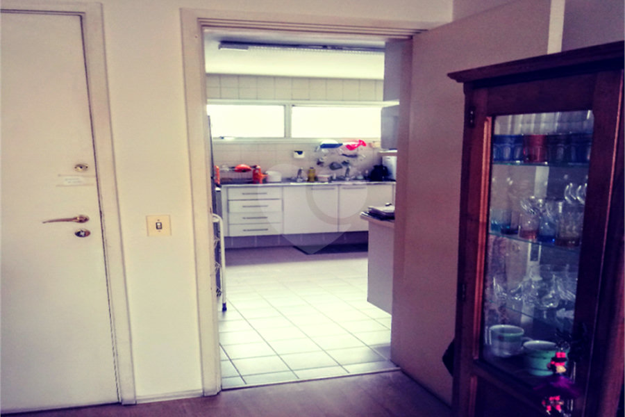 Apartamento à venda com 3 quartos, sendo 1 suíte,  em Perdizes, São Paulo, SP