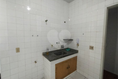 Apartamento para alugar com 2 quartos, sendo 1 suíte, em Grajaú, Rio de Janeiro, RJ