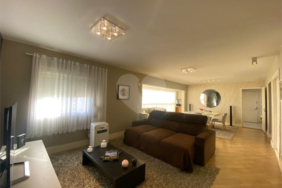 Apartamento à venda com 3 suítes em Tatuapé, São Paulo, SP