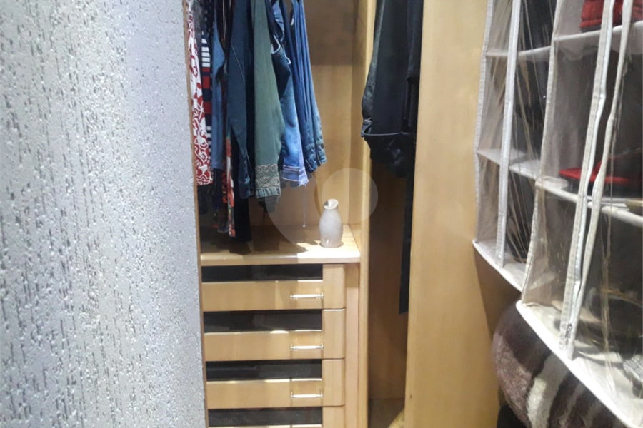 Sobrado à venda com 3 quartos, sendo 1 suíte, em Vila Milton, Guarulhos, SP