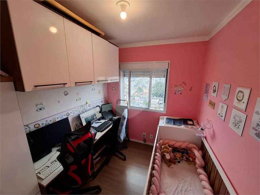 Apartamento à venda com 2 quartos em Vila Carmosina, São Paulo, SP