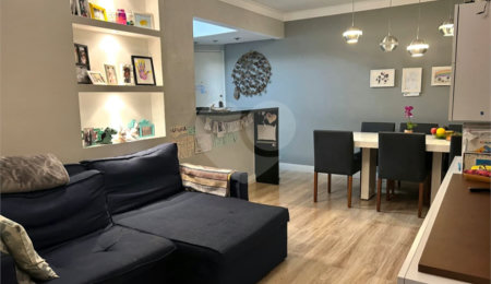 Apartamento à venda com 3 quartos, sendo 1 suíte,  em Jardim Luanda, São Paulo, SP