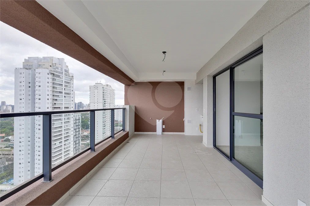 Apartamento à venda com 2 quartos, sendo 1 suíte, em Santo Amaro, São Paulo, SP