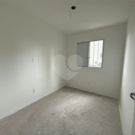 Apartamento à venda com 2 quartos, sendo 1 suíte,  em Vila Sorocabana, Guarulhos, SP