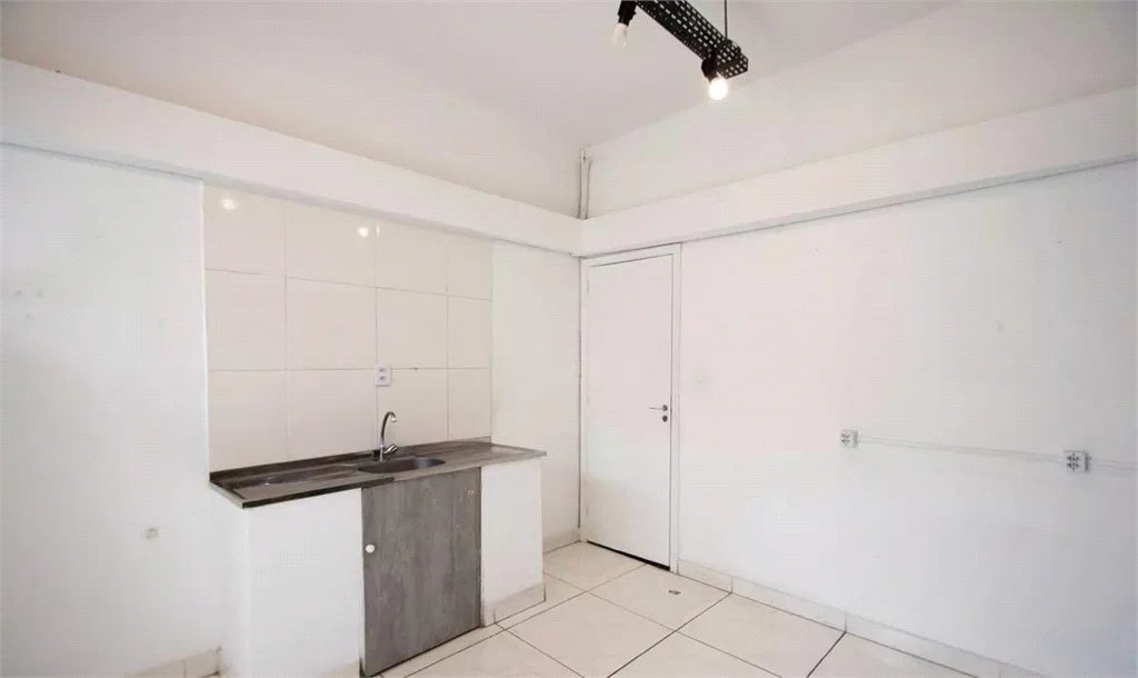Apartamento à venda com 3 quartos, sendo 1 suíte, em Pinheiros, São Paulo, SP