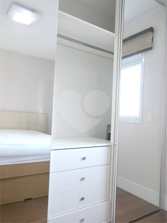 Apartamento para alugar com 3 quartos, sendo 1 suíte, em Vila Olímpia, São Paulo, SP