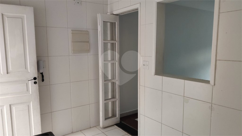 Casa à venda com 2 suítes no condomínio Village Palmas, São Paulo - SP