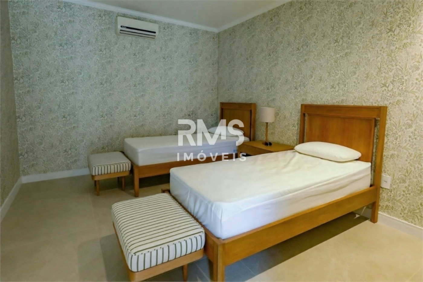 Casa à venda com 4 suítes no condomínio Terras de São José i, Itu - SP