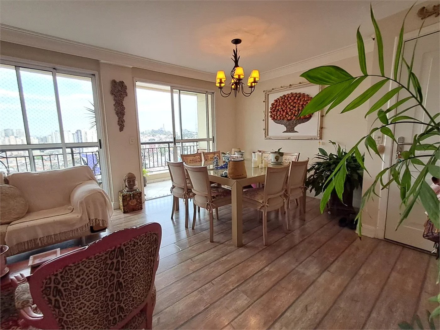 Apartamento à venda com 2 suítes em Vila Romana, São Paulo, SP